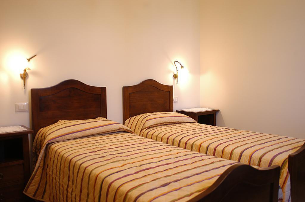 Villa Poggio Bella Vista Castiglione del Lago Zimmer foto